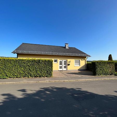 Wohnung Mit Panoramablick Gerolstein Exterior foto