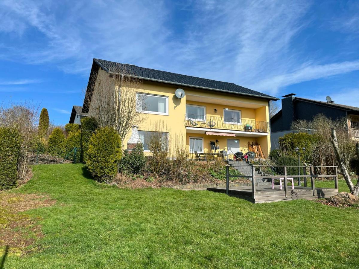 Wohnung Mit Panoramablick Gerolstein Exterior foto